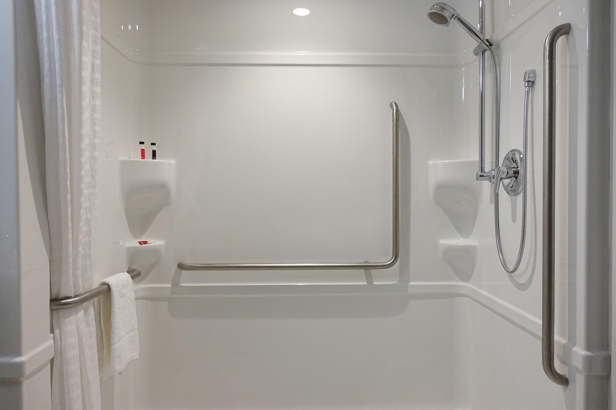Microtel Inn & Suites Sault Ste. Marie Eksteriør billede