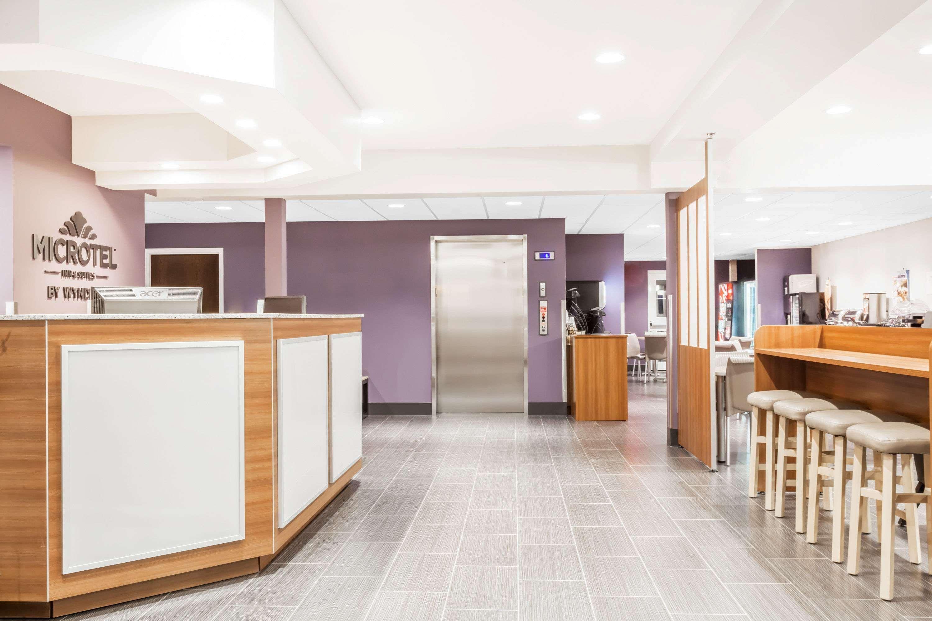 Microtel Inn & Suites Sault Ste. Marie Eksteriør billede