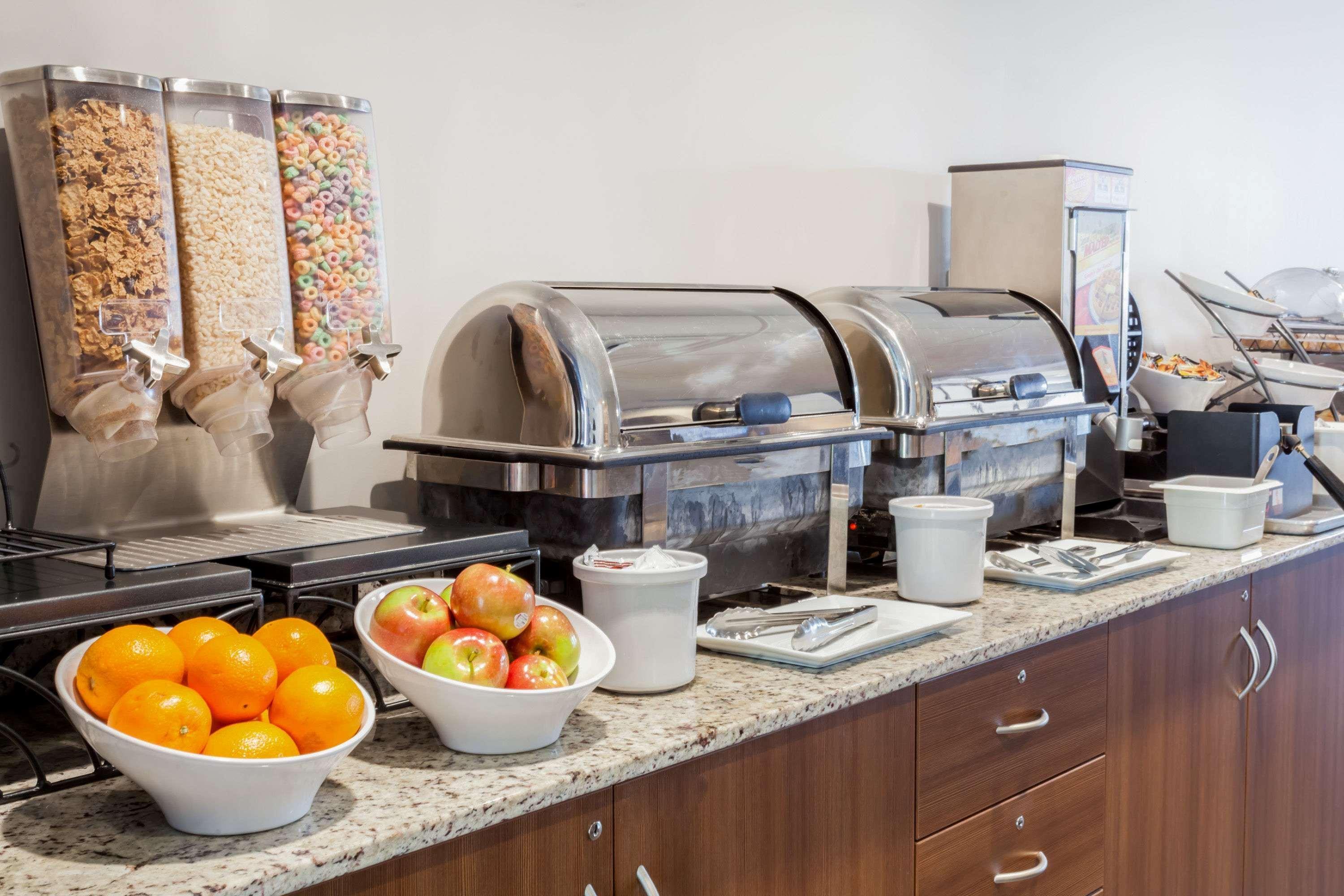 Microtel Inn & Suites Sault Ste. Marie Eksteriør billede