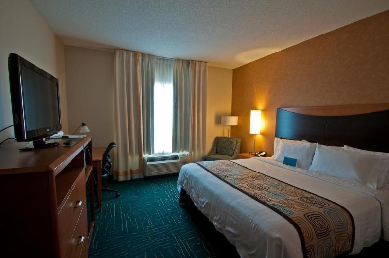 Microtel Inn & Suites Sault Ste. Marie Eksteriør billede