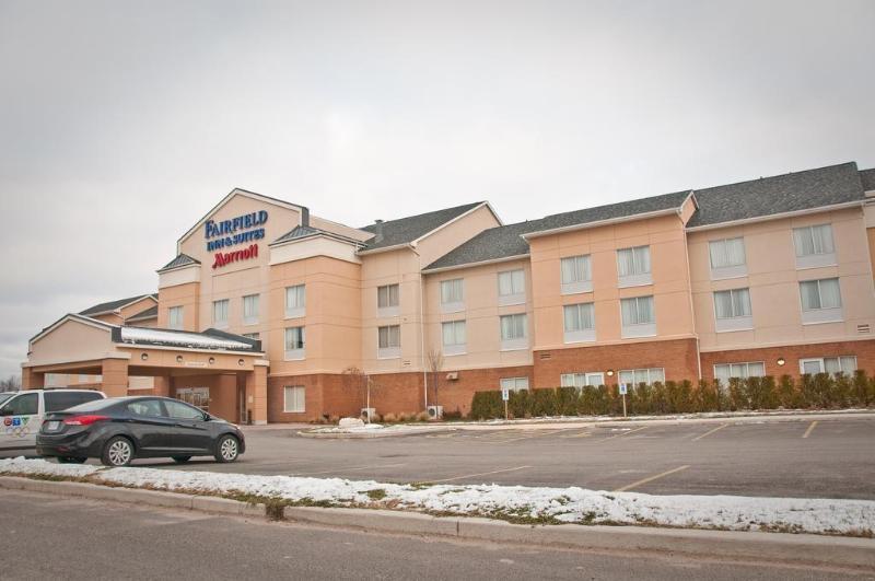 Microtel Inn & Suites Sault Ste. Marie Eksteriør billede
